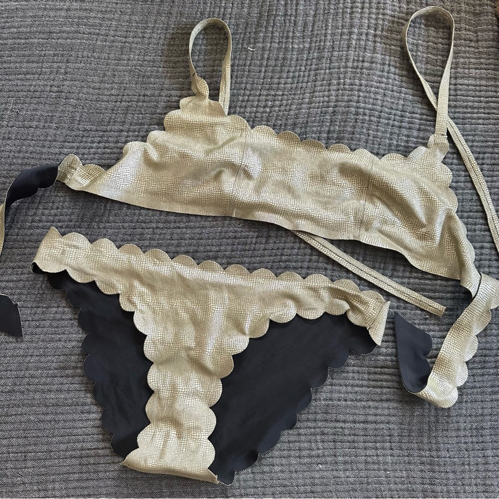 PilyQ PQ Oro Gold Black Scalloped reversible Bikini Set